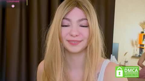 Snapshot of _emilyzortea_ chatting on 11, 10, 2025 Emily online show from 11, 10, 2025