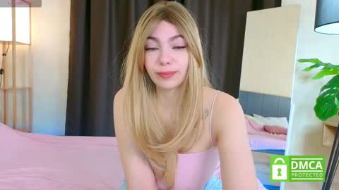 Snapshot of _emilyzortea_ chatting on 16, 10, 2025 Emily online show from 16, 10, 2025