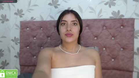 Snapshot of _emma_diamond_ chatting on 23, 12, 2024 Emma online show from 23, 12, 2024