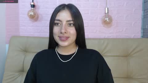 Snapshot of _emma_diamond_ chatting on 26, 12, 2024 Emma online show from 26, 12, 2024
