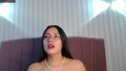 Snapshot of _emma_diamond_ chatting on 27, 12, 2024 Emma online show from 27, 12, 2024
