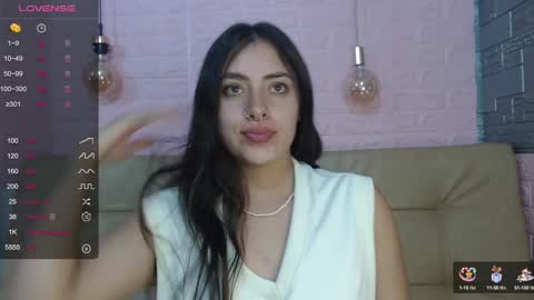 Snapshot of _emma_diamond_ chatting on 29, 12, 2024 Emma online show from 29, 12, 2024