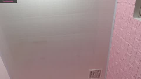 Snapshot of _emma_diamond_ chatting on 14, 1, 2025 Emma online show from 14, 1, 2025