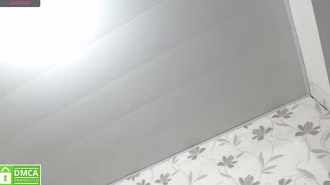 Snapshot of _emma_diamond_ chatting on 4, 2, 2025 Emma online show from 4, 2, 2025