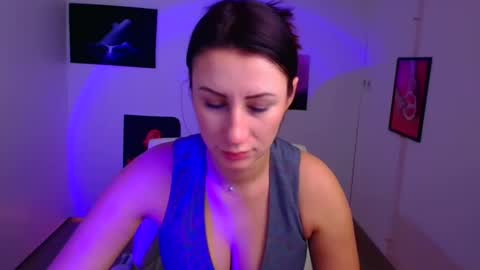 Snapshot of _emma_lay chatting on 21, 1, 2025 Emma online show from 21, 1, 2025