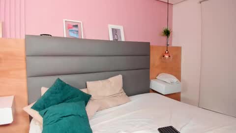 Emma online show from 22, 12, 2025