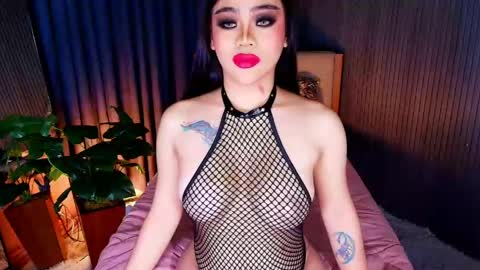 Snapshot of _empressvalerie_ chatting on 3, 6, 2026 _empressvalerie_ online show from 3, 6, 2026