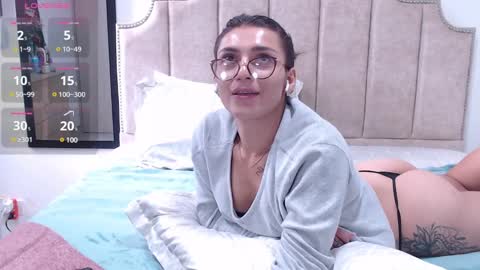 Snapshot of _ericavanderhill_ chatting on 17, 2, 2025 Erica Vanderhill online show from 17, 2, 2025