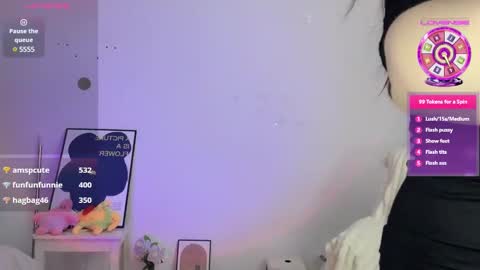 Snapshot of _flipped_ chatting on 23, 2, 2025 Flipped online show from 23, 2, 2025