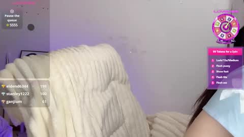 Snapshot of _flipped_ chatting on 24, 2, 2025 Flipped online show from 24, 2, 2025