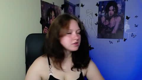 Snapshot of _foxy_lady chatting on 2, 7, 2026 Alice online show from 2, 7, 2026