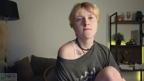 Snapshot of _freirene chatting on 9, 4, 2026 Iren online show from 9, 4, 2026