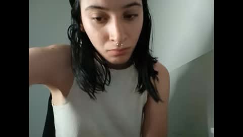 Snapshot of _genesid_dixton chatting on 8, 2, 2025 Mia-foster online show from 8, 2, 2025