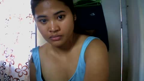 Snapshot of _genevieve22_ chatting on 14, 7, 2026 genny online show from 14, 7, 2026