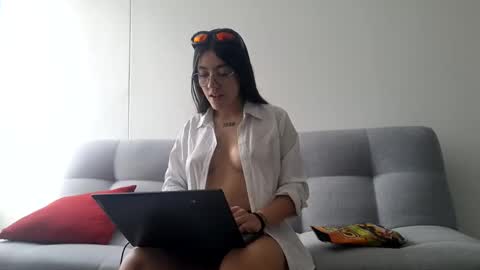 Snapshot of _ghostgirl__ chatting on 20, 2, 2025 SKY online show from 20, 2, 2025