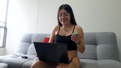 Snapshot of _ghostgirl__ chatting on 11, 3, 2025 SKY online show from 11, 3, 2025