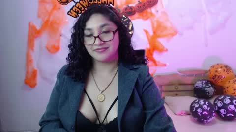 Gia Independent model online show from 10, 10, 2025