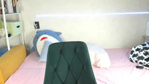 Snapshot of _gingermean_ chatting on 6, 12, 2024 GingerMean online show from 6, 12, 2024