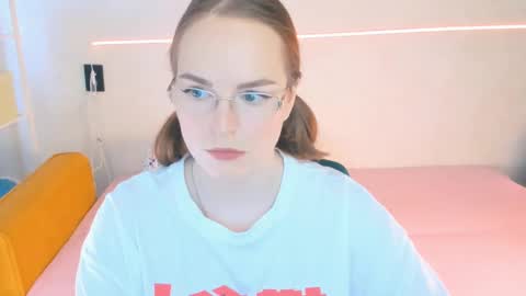 Snapshot of _gingermean_ chatting on 10, 2, 2025 GingerMean online show from 10, 2, 2025