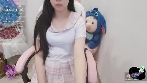 Snapshot of _girlcute_ chatting on 10, 10, 2025 Anna online show from 10, 10, 2025