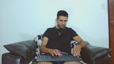 Snapshot of _grasshopper chatting on 2, 3, 2026 _grasshopper online show from 2, 3, 2026