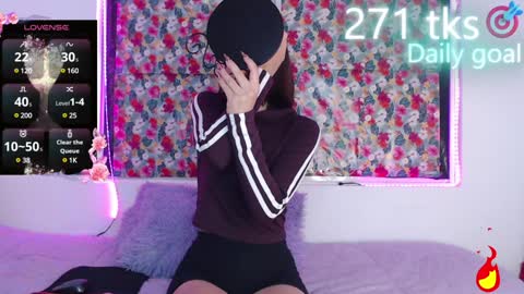 Gwen online show from 19, 1, 2025