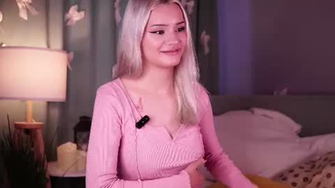 Molly online show from 2, 8, 2026