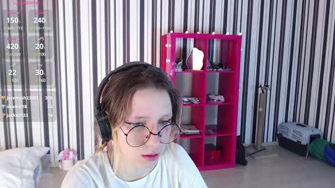 Hannaolotl online show from 8, 2, 2025