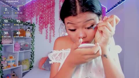 Snapshot of _hanna_sky chatting on 5, 11, 2025 Hanna Botero online show from 5, 11, 2025