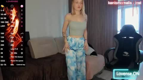_hey_scarlett_ online show from 27, 2, 2025