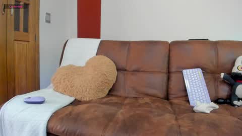 _hottie__ online show from 13, 5, 2026