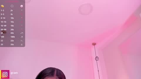 Snapshot of _huge_boobs_ebony chatting on 5, 11, 2025 Darlis online show from 5, 11, 2025