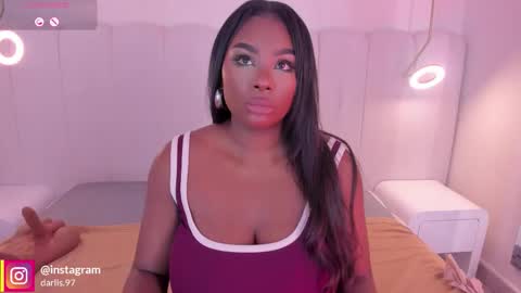 Snapshot of _huge_boobs_ebony chatting on 3, 2, 2026 Darlis online show from 3, 2, 2026