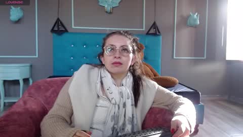 Isa online show from 25, 9, 2025