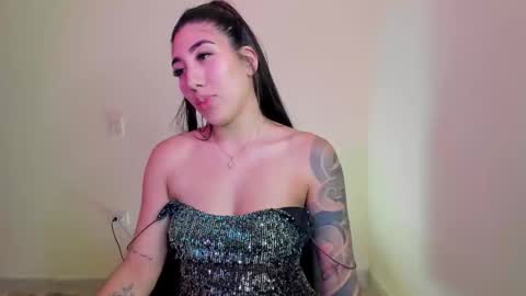 Isabella online show from 5, 10, 2025