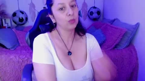 Camila online show from 28, 6, 2026