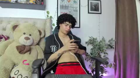 Snapshot of _jaay77 chatting on 21, 12, 2024 Jay online show from 21, 12, 2024