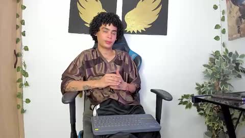 Snapshot of _jaay77 chatting on 2, 2, 2025 Jay online show from 2, 2, 2025