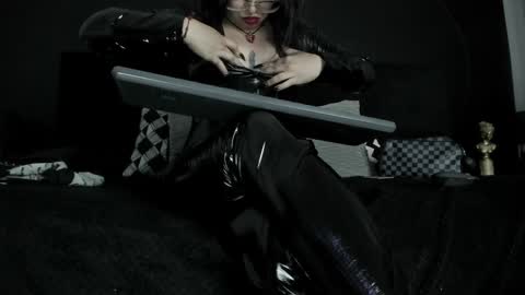 Snapshot of _jade_16 chatting on 4, 2, 2025 Miss Jade online show from 4, 2, 2025