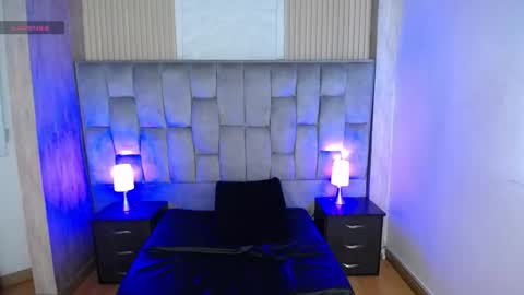 Mia online show from 11, 10, 2025