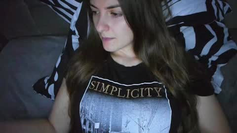 Snapshot of _just_a_simple_girl chatting on 9, 12, 2024 _just_a_simple_girl online show from 9, 12, 2024