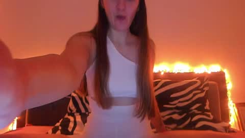 Snapshot of _just_a_simple_girl chatting on 18, 12, 2024 _just_a_simple_girl online show from 18, 12, 2024