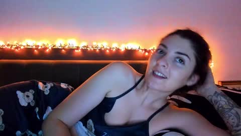 Snapshot of _just_a_simple_girl chatting on 8, 2, 2025 _just_a_simple_girl online show from 8, 2, 2025