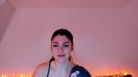 Snapshot of _just_a_simple_girl chatting on 21, 2, 2025 _just_a_simple_girl online show from 21, 2, 2025