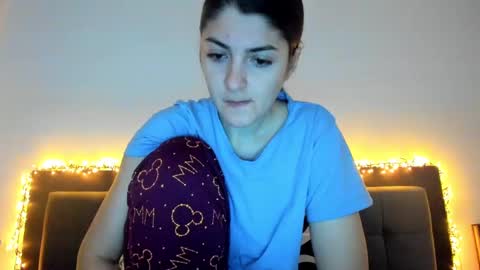 Snapshot of _just_a_simple_girl chatting on 26, 2, 2025 _just_a_simple_girl online show from 26, 2, 2025