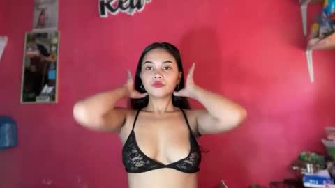 Snapshot of _justrea chatting on 19, 6, 2026 call me rea online show from 19, 6, 2026