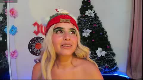 Snapshot of _karine01 chatting on 24, 12, 2024 _karine01 online show from 24, 12, 2024