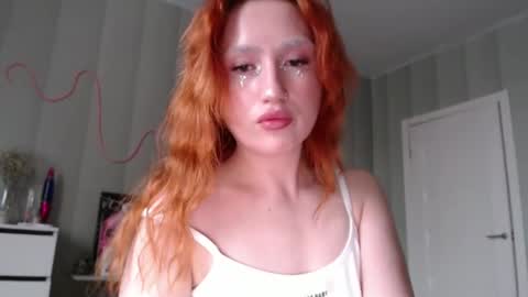 Snapshot of _katemiller_ chatting on 4, 3, 2025 katemiller online show from 4, 3, 2025