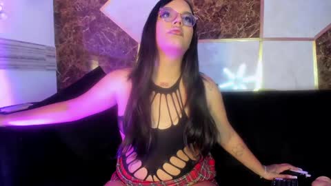 Snapshot of _katty_grey_ chatting on 4, 6, 2026 _katty_grey_ online show from 4, 6, 2026