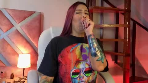 kelly online show from 4, 12, 2025